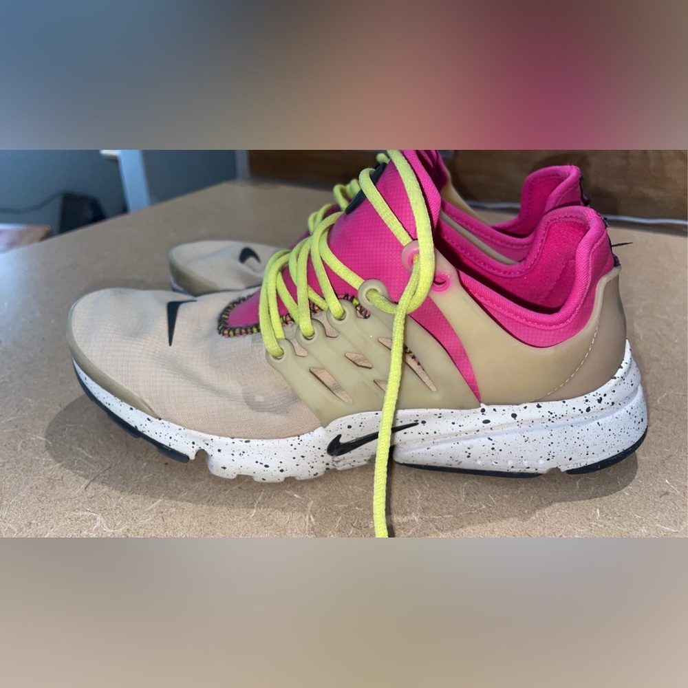 Women's Nike Air Presto Mushroom Deadly Pink